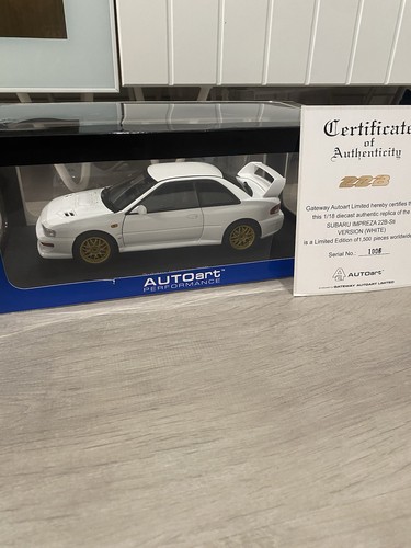 Subaru impreza 22b autoart - subaru,